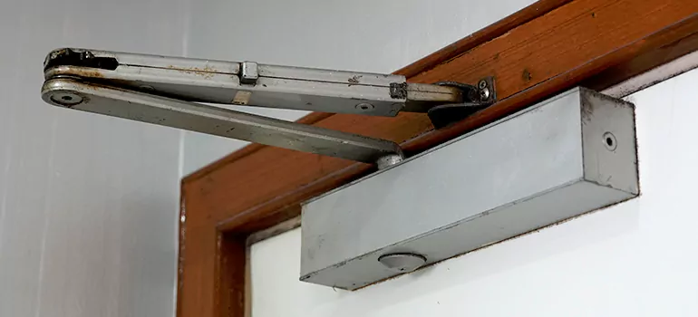 Door Closer Setup in Bloomingdale, FL