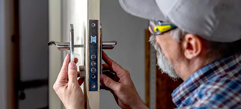 Patio Door Handle Replacement in Bloomingdale, FL