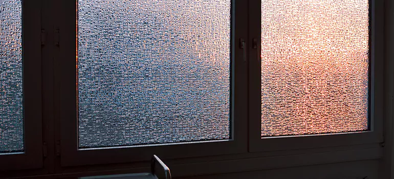 Frosted Glass Window Replacement in Bloomingdale, FL
