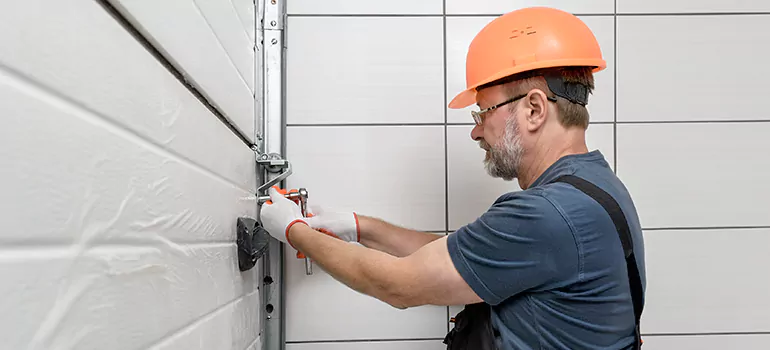 Commercial Garage Door Repair in Bloomingdale, FL