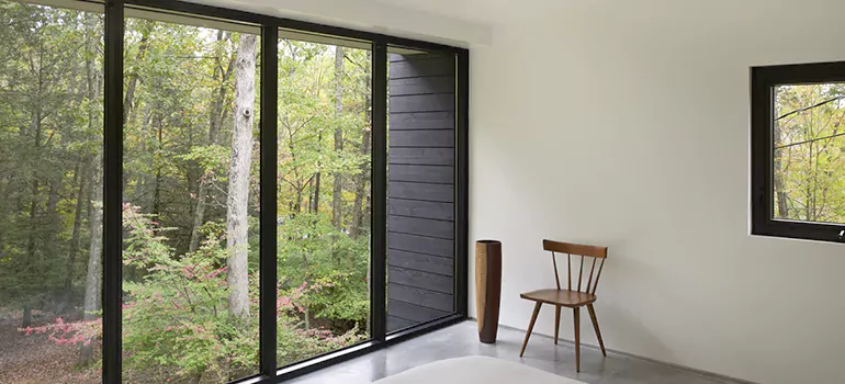 Bulletproof Window Protection Services in Bloomingdale, FL