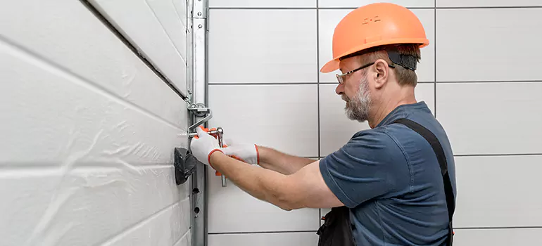 Garage Door Repair in Bloomingdale