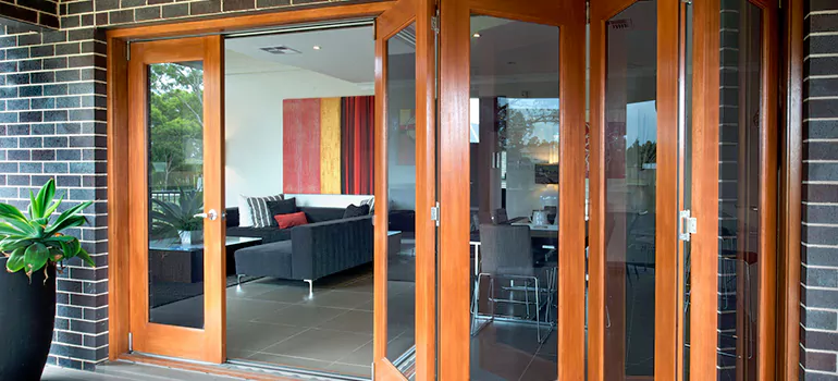 Folding Door Panel Repair in Bloomingdale, FL