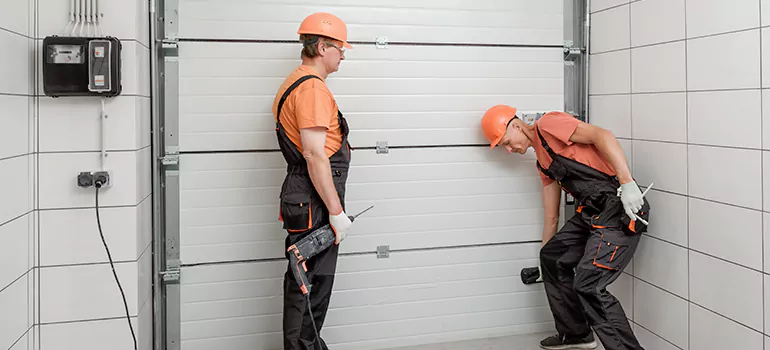 Garage Door Repair Company in Bloomingdale, FL